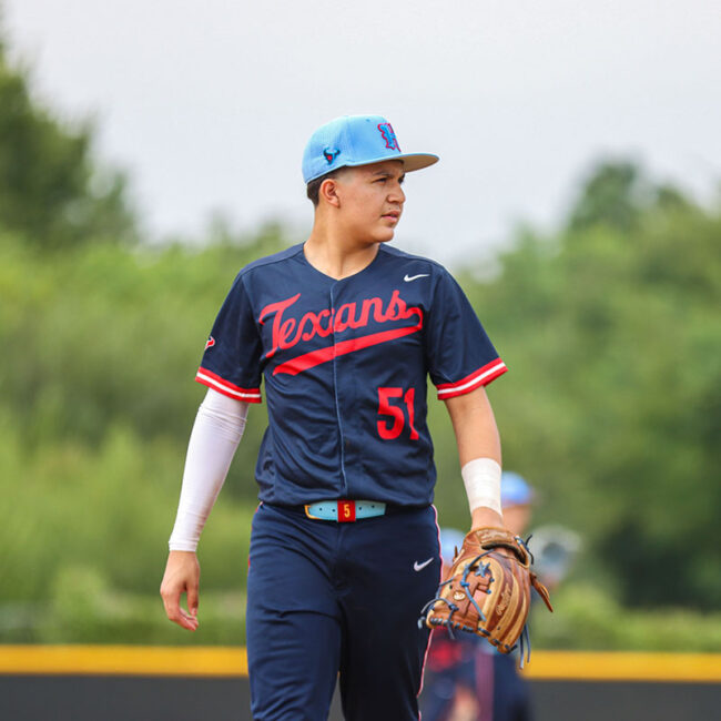 0158_15UTexansHtownBaseballGm1_090725_JM